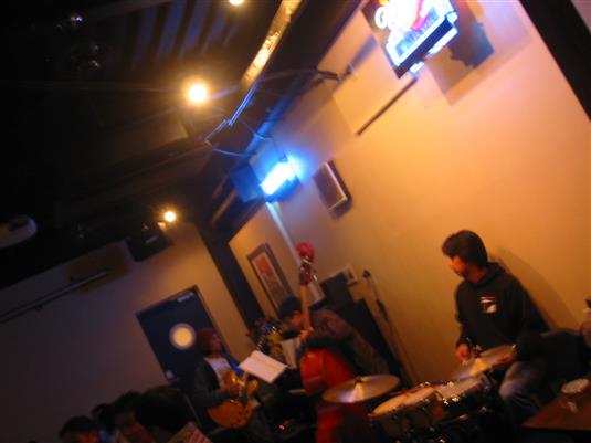 music pub CHICKa �W���Y ���C�u�n�E�X