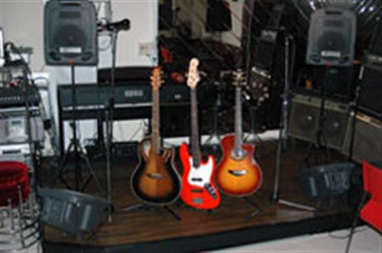 9th Chord �W���Y ���C�u�n�E�X