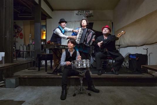 New COMBOライブ予定