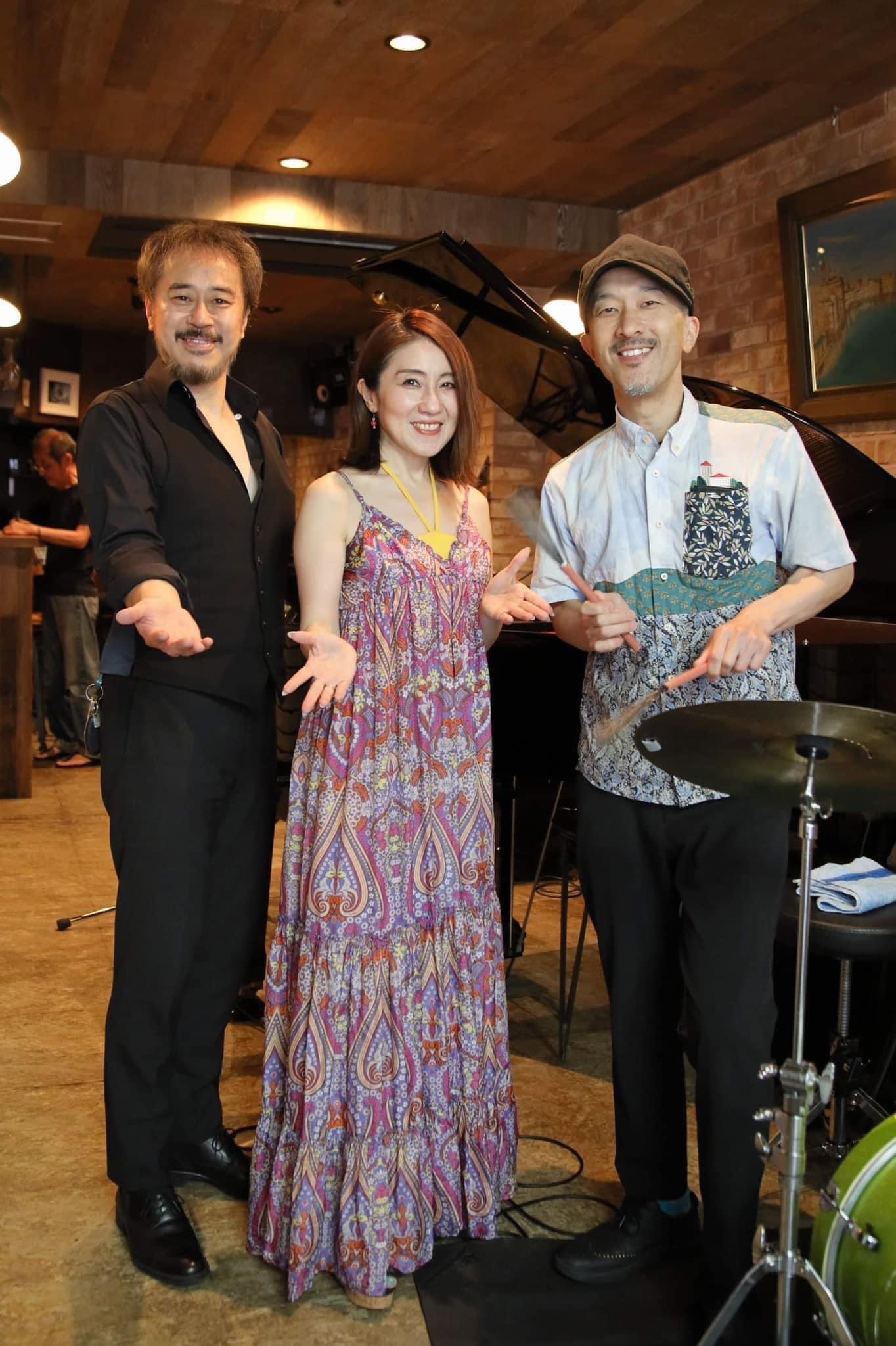ライブ居酒屋　キンのツボライブ予定