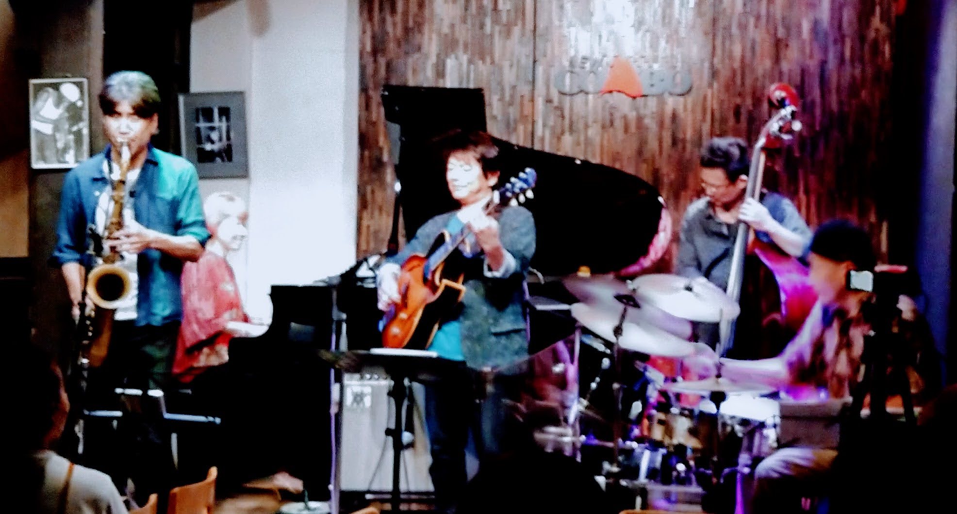 New COMBOライブ予定
