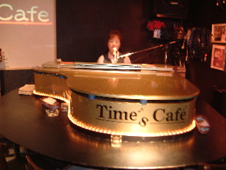 TIME'S CAFE
