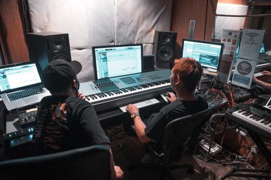 Studio24.RIDE