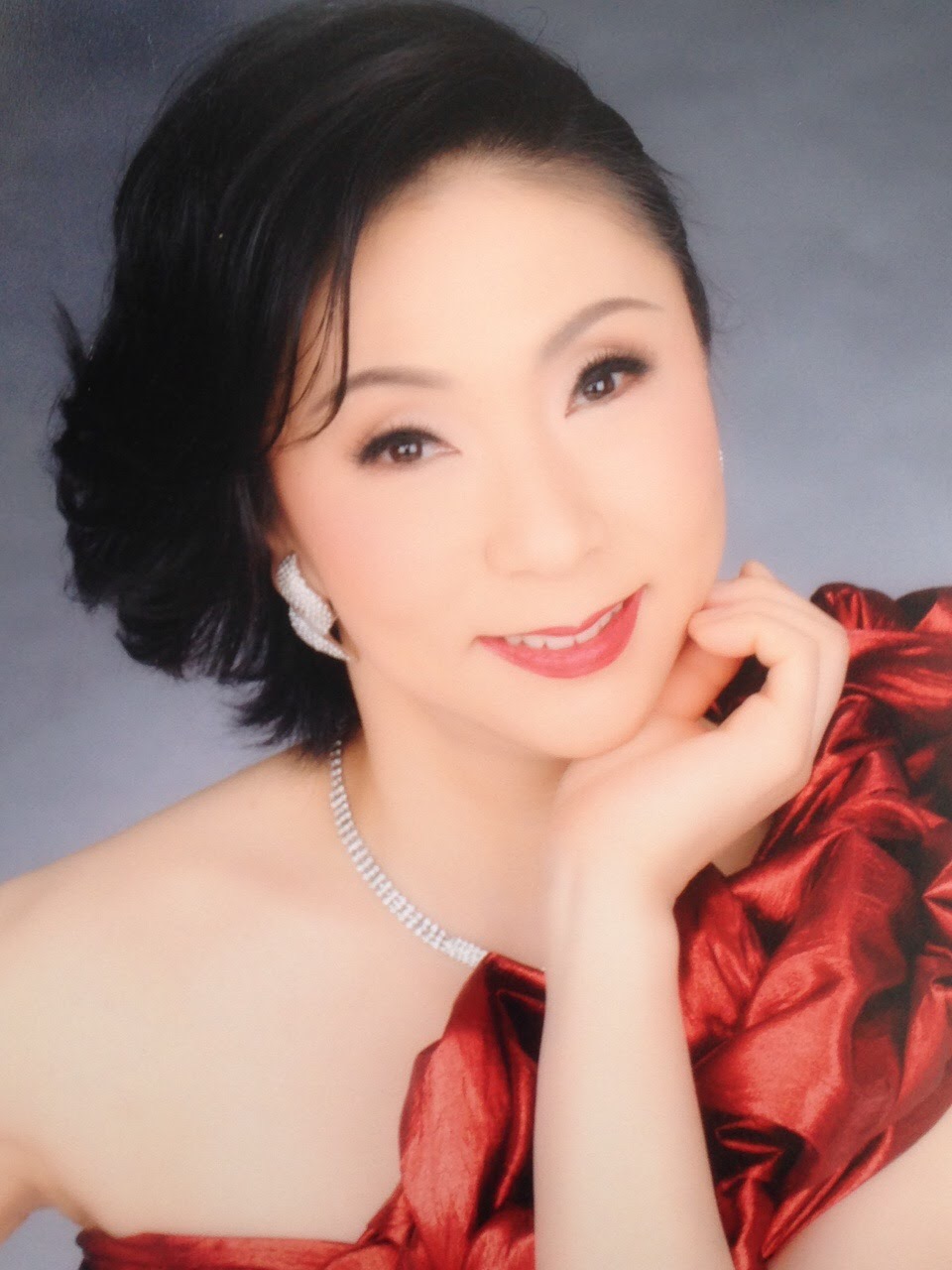 中本朋子